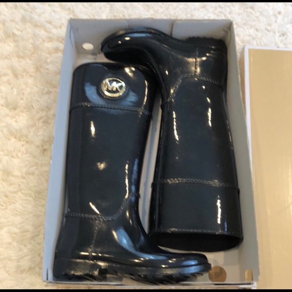 *SALE* Michael Kors Rain Boots Sz7 NIB - Picture 5 of 8